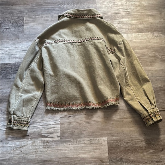 Zara Embroidered Denim Jacket - Picture 6 of 6